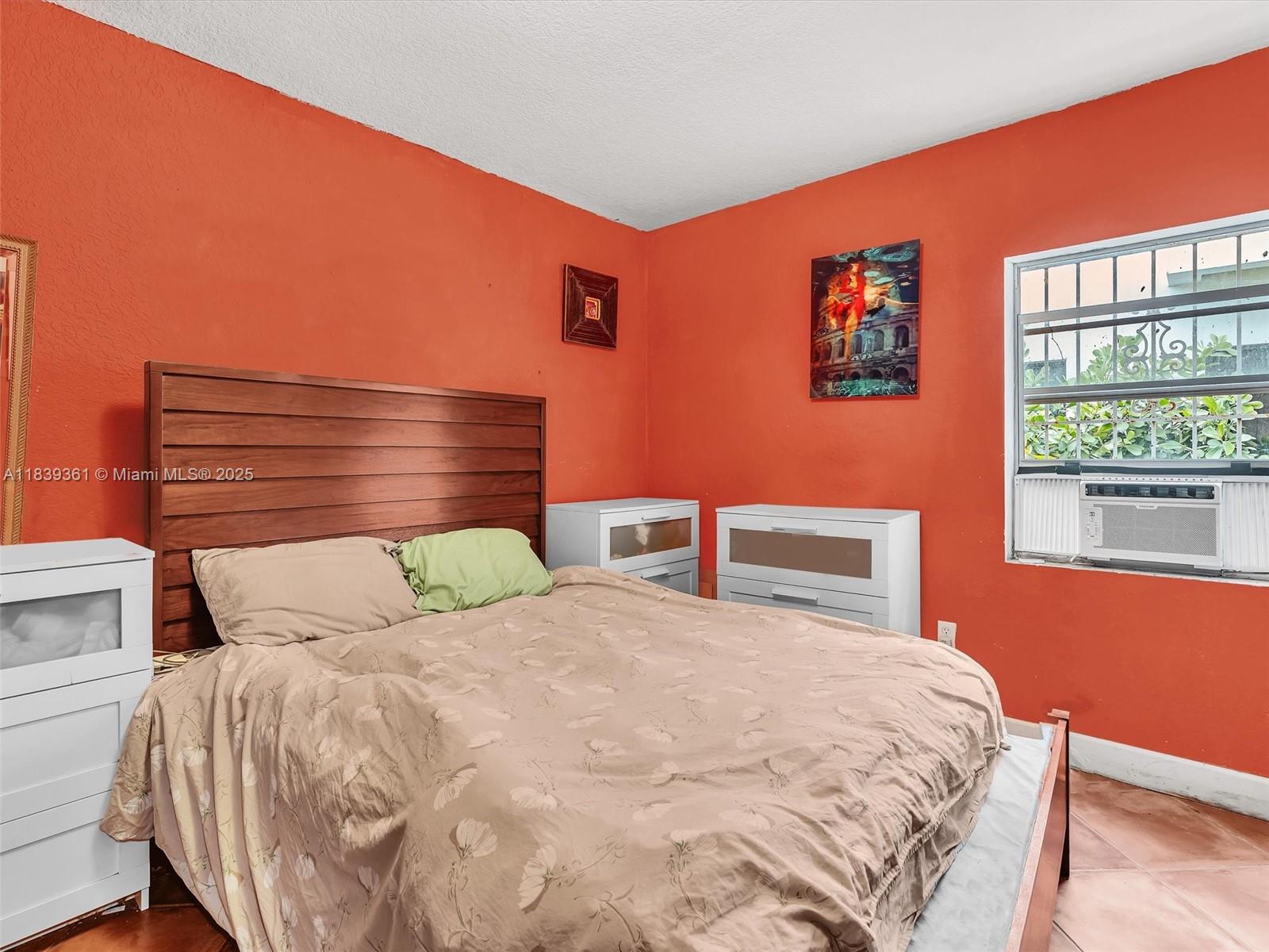 Ver detalles / 1492 sq. ft. $ 2025-07-12 0 foto