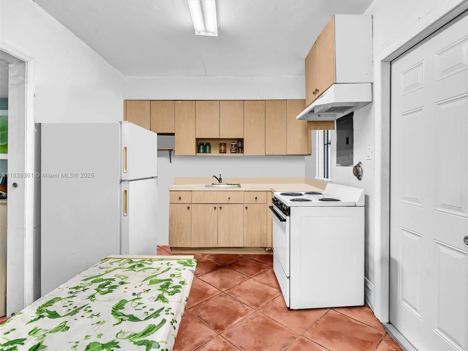 Ver detalles / 1492 sq. ft. $ 2025-07-12 0 foto
