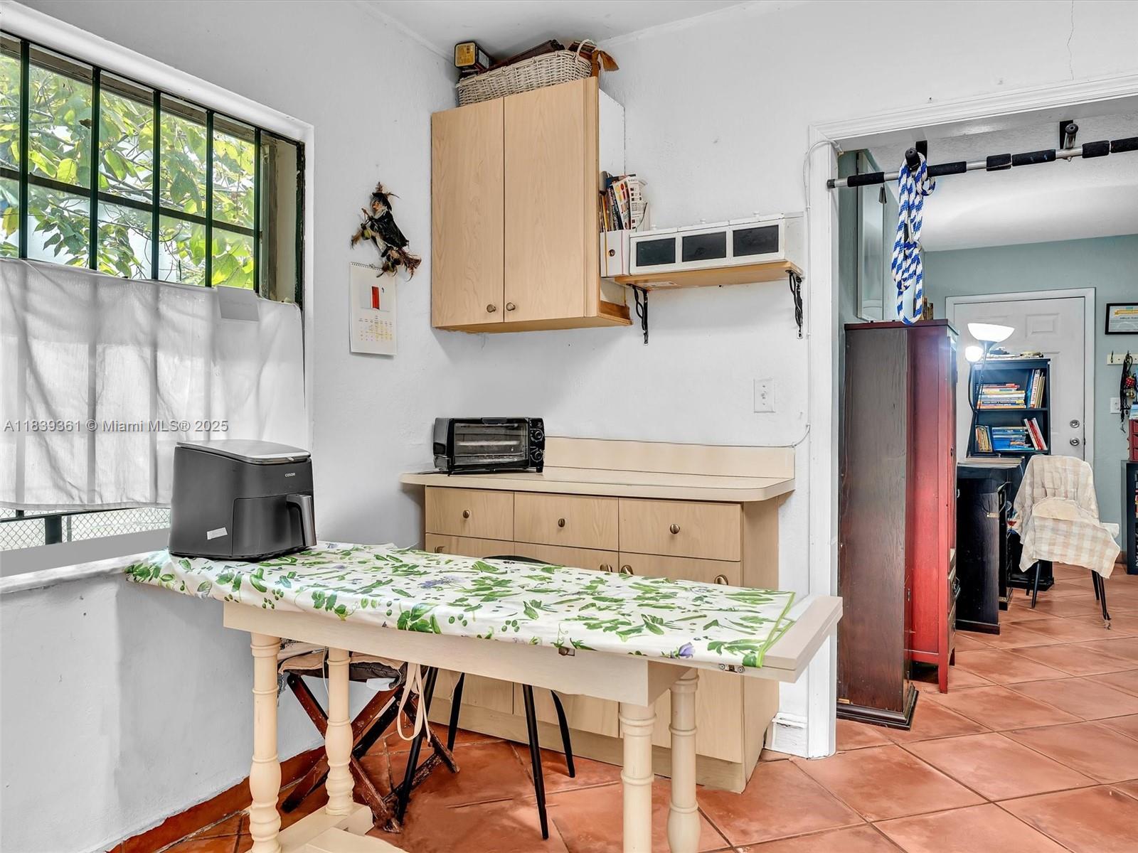 Ver detalles / 1492 sq. ft. $ 2025-07-12 0 foto