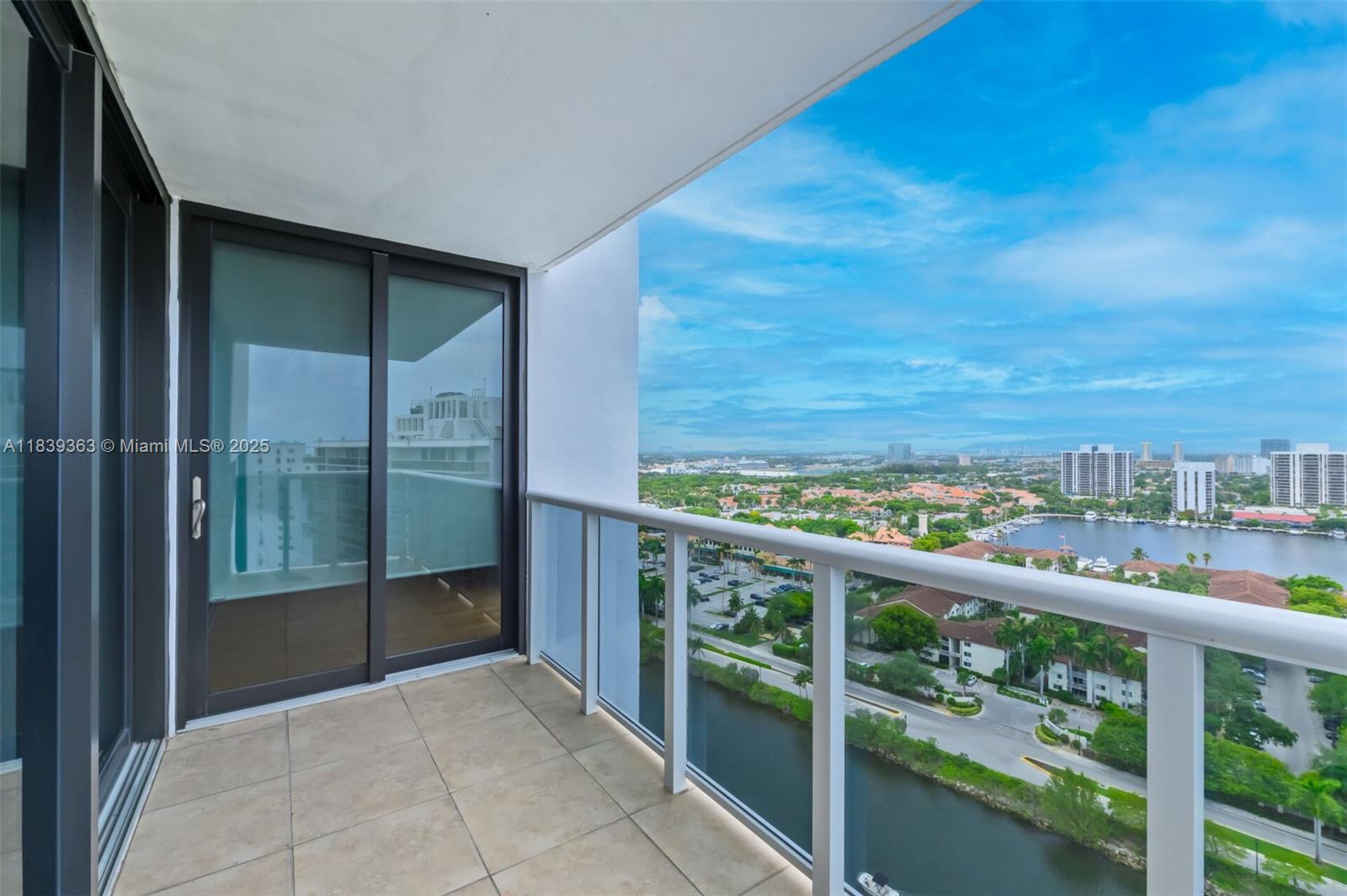 Photo of 3675 Country Club Dr  #2302, Aventura, Florida, 33180 - 
