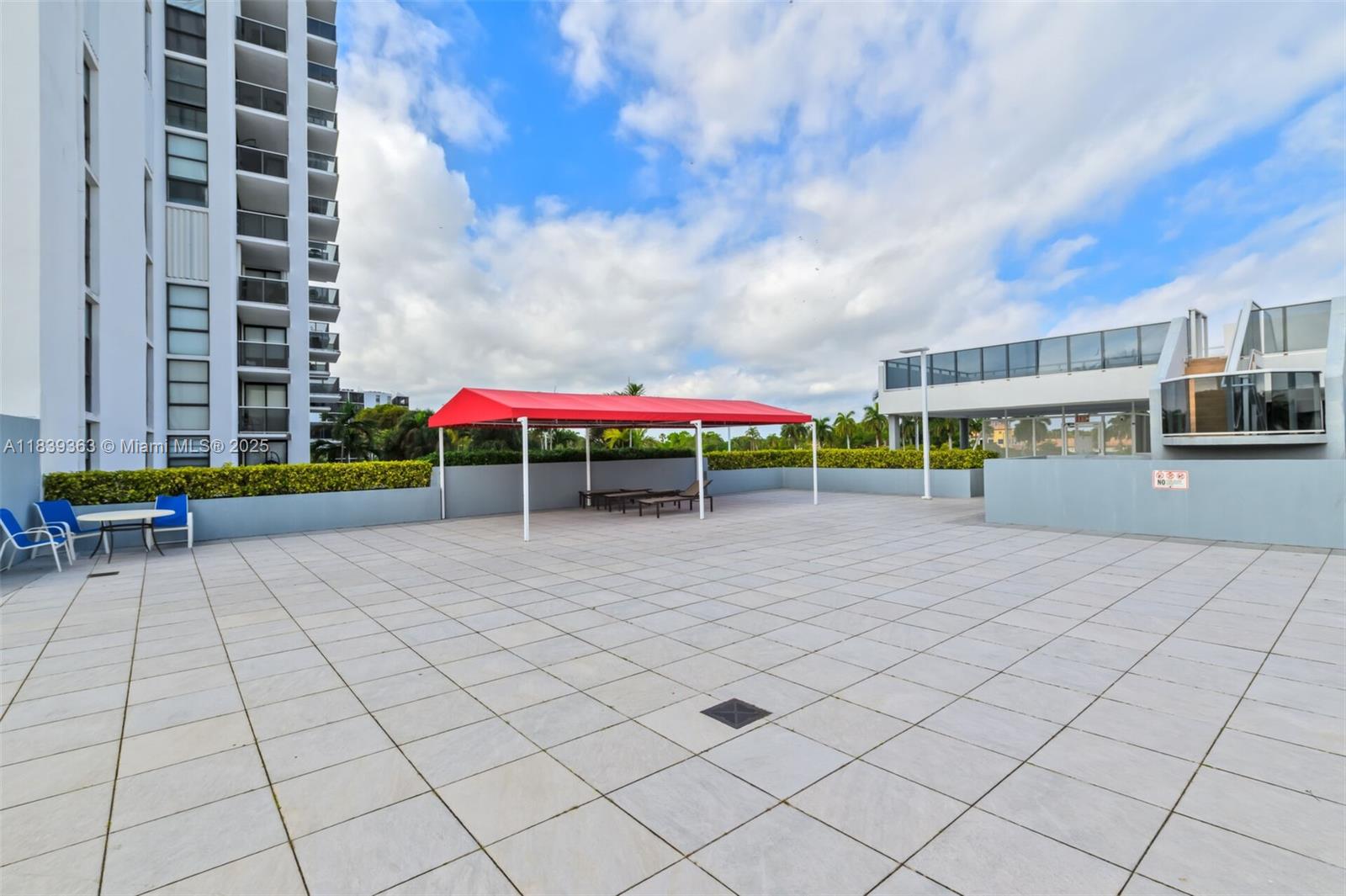 Photo of 3675 Country Club Dr  #2302, Aventura, Florida, 33180 - 
