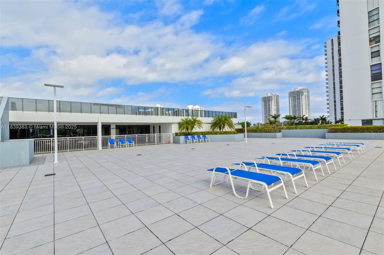 Photo of 3675 Country Club Dr  #2302, Aventura, Florida, 33180 - 