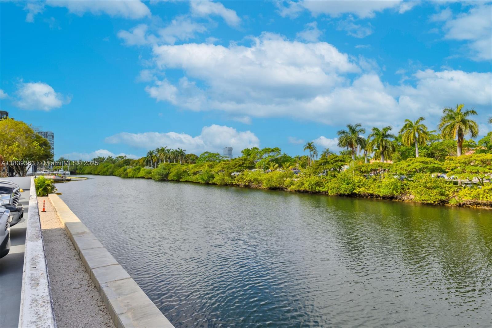 Photo of 3675 Country Club Dr  #2302, Aventura, Florida, 33180 - 