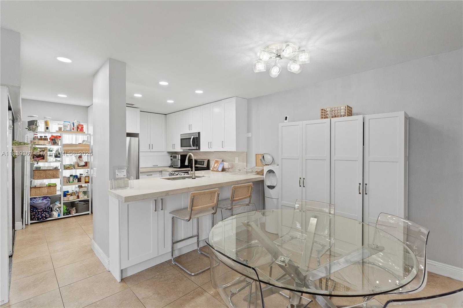 Photo of 21200 Harbor Way  (21200), Aventura, Florida, 33180 - 