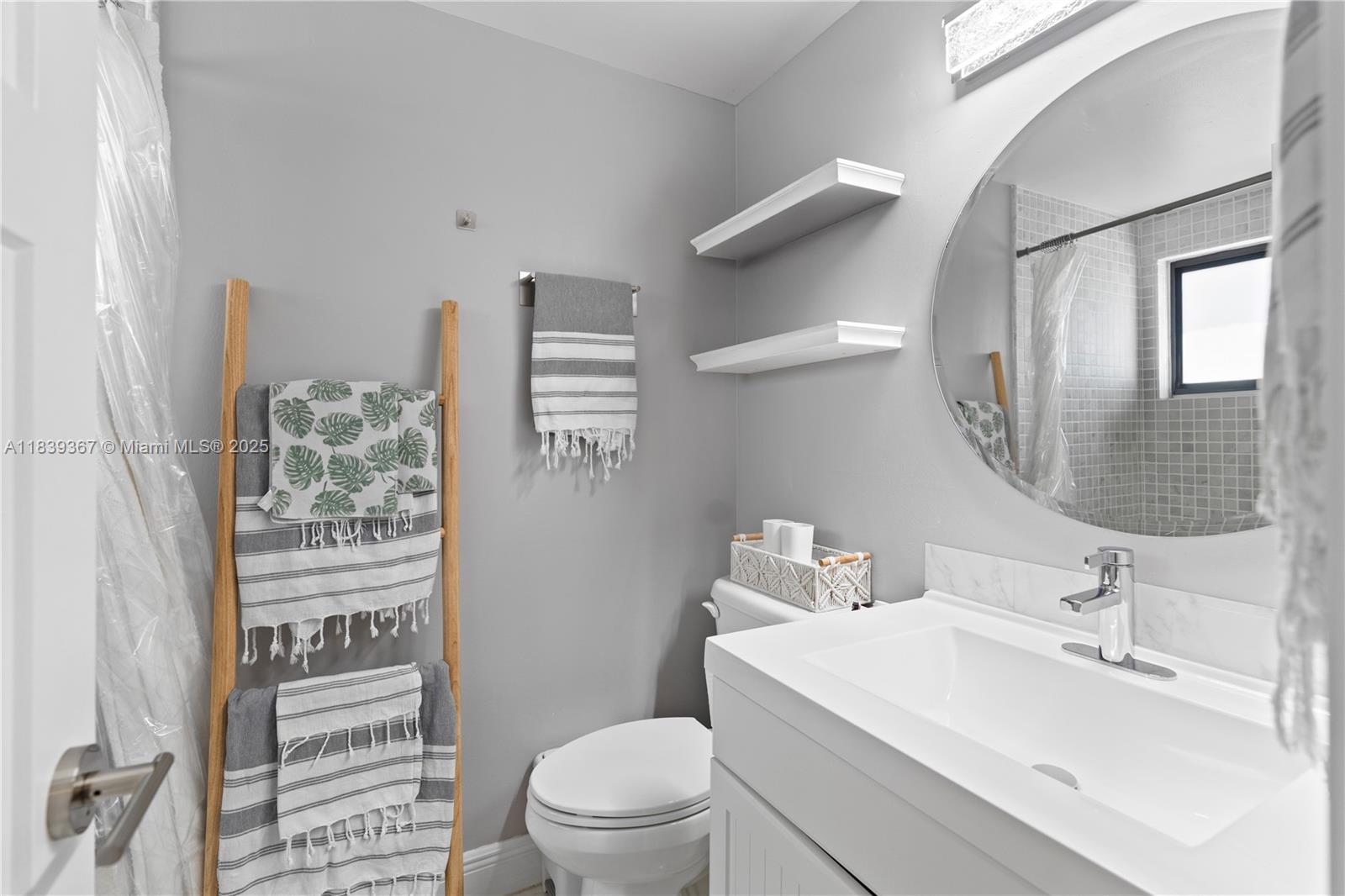 Photo of 21200 Harbor Way  (21200), Aventura, Florida, 33180 - 