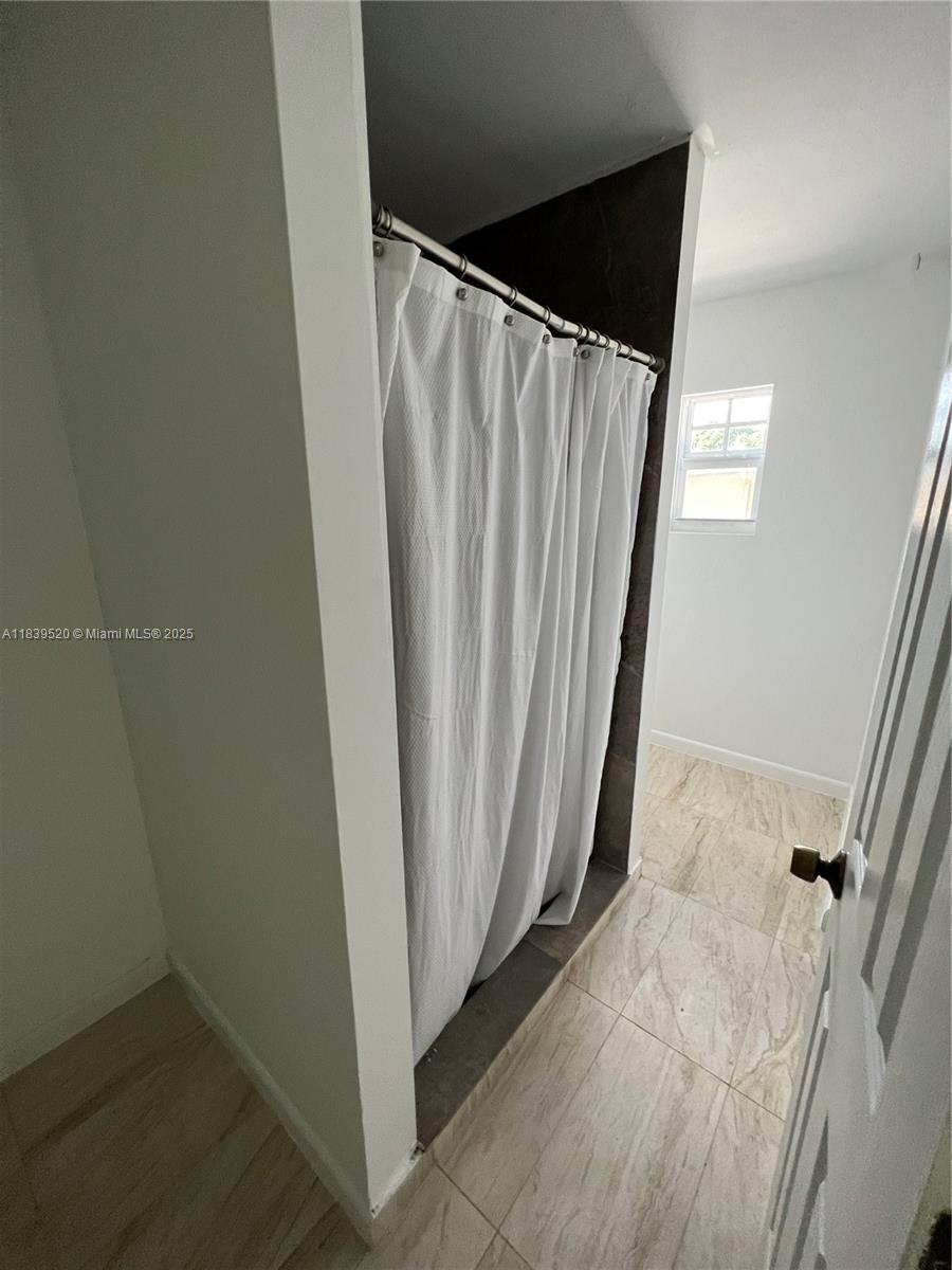 Ver detalles / sq. ft. $ 2025-07-13 0 foto