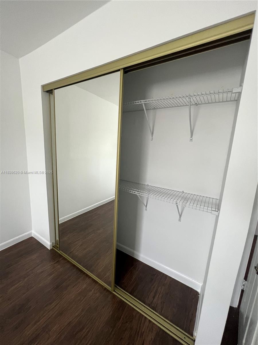 Ver detalles / sq. ft. $ 2025-07-13 0 foto