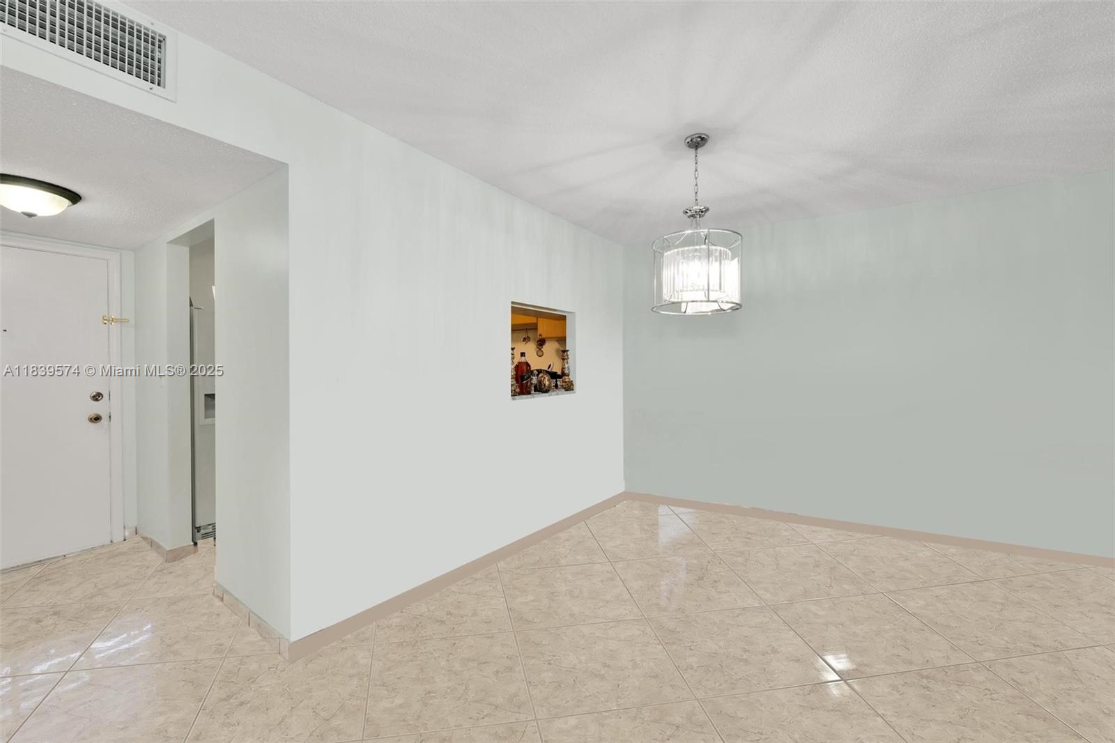 Photo of 1825 Ocean Dr #204, Hallandale Beach, Florida, 33009 -