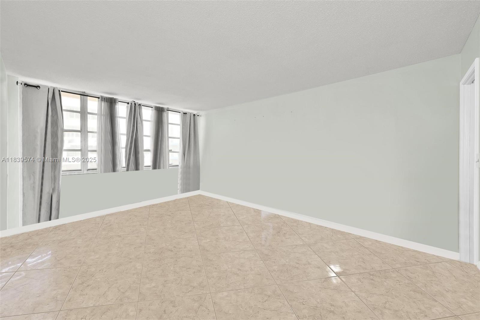 Photo of 1825 Ocean Dr #204, Hallandale Beach, Florida, 33009 -