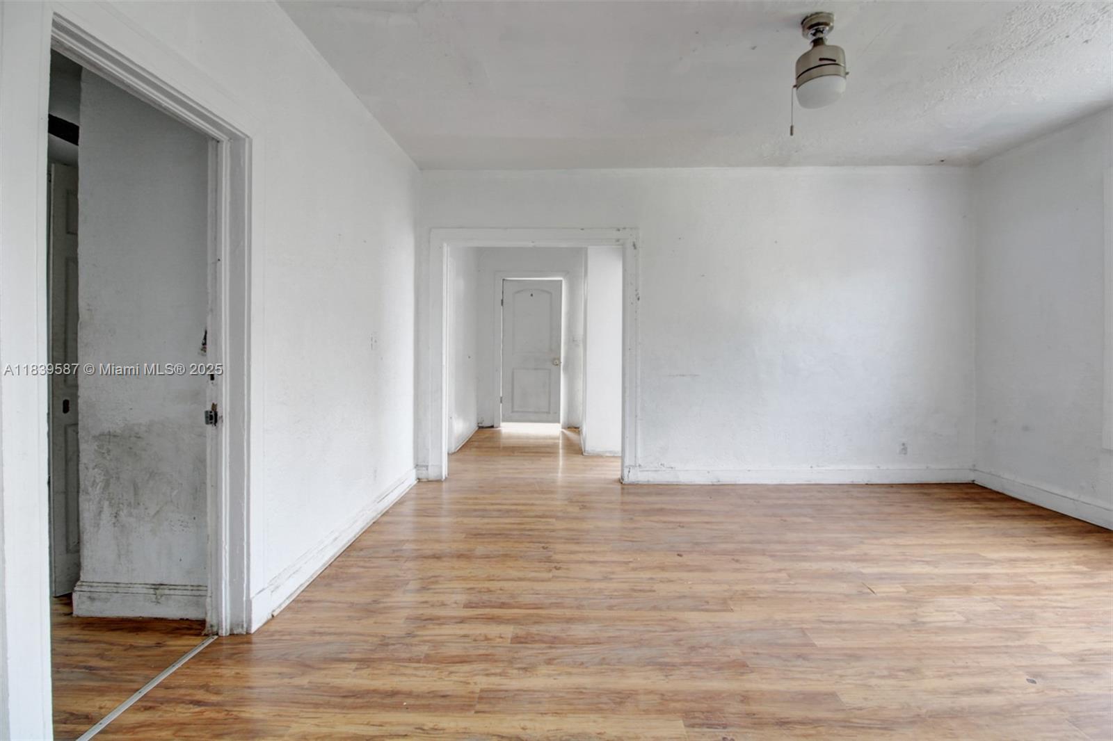 See details / 2148 sq. ft. $ 2025-07-13 0 Photo