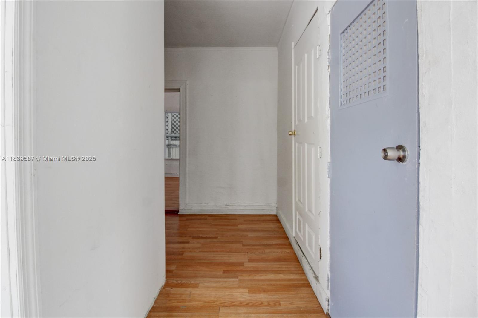 See details / 2148 sq. ft. $ 2025-07-13 0 Photo