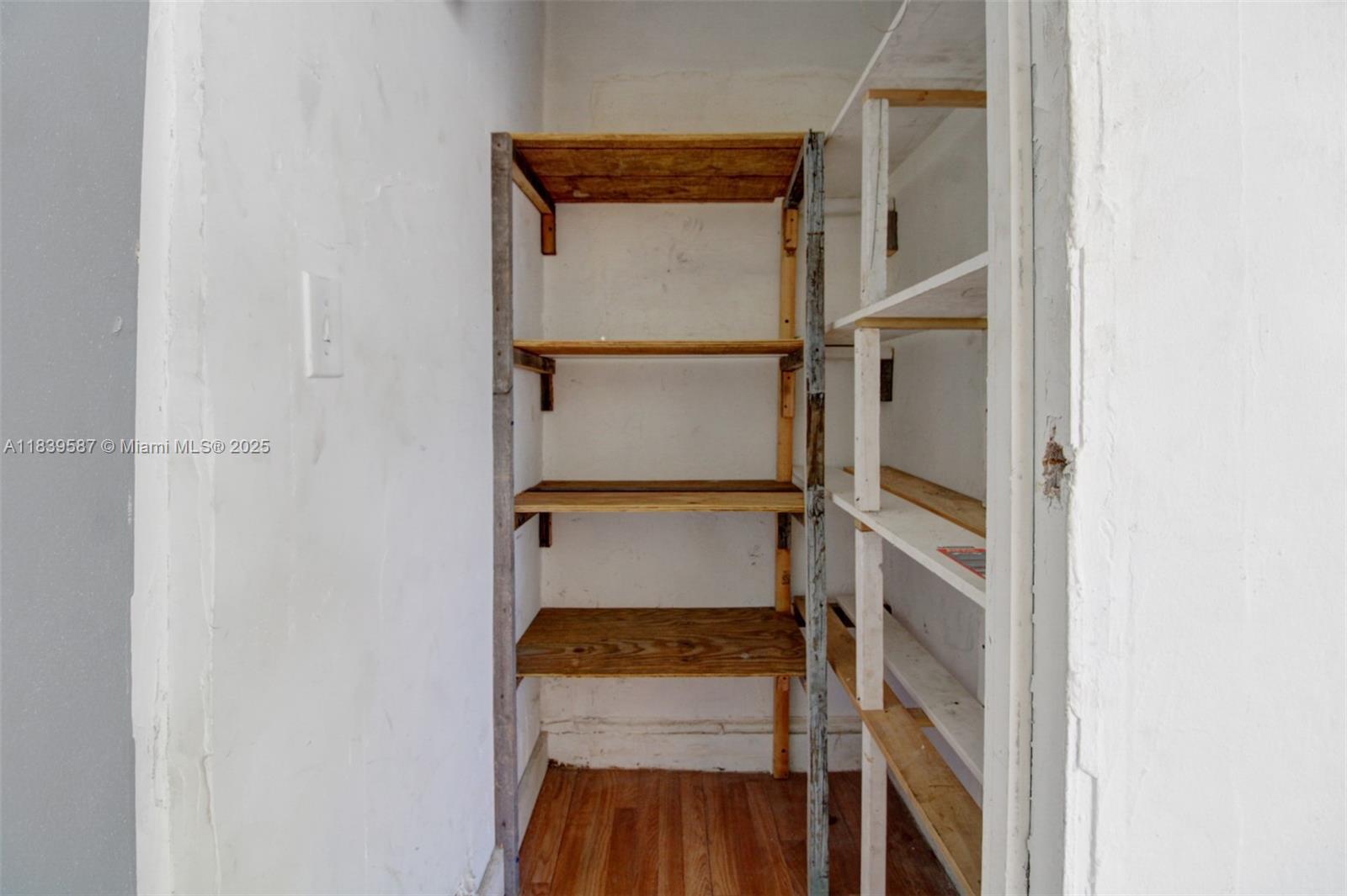 See details / 2148 sq. ft. $ 2025-07-13 0 Photo