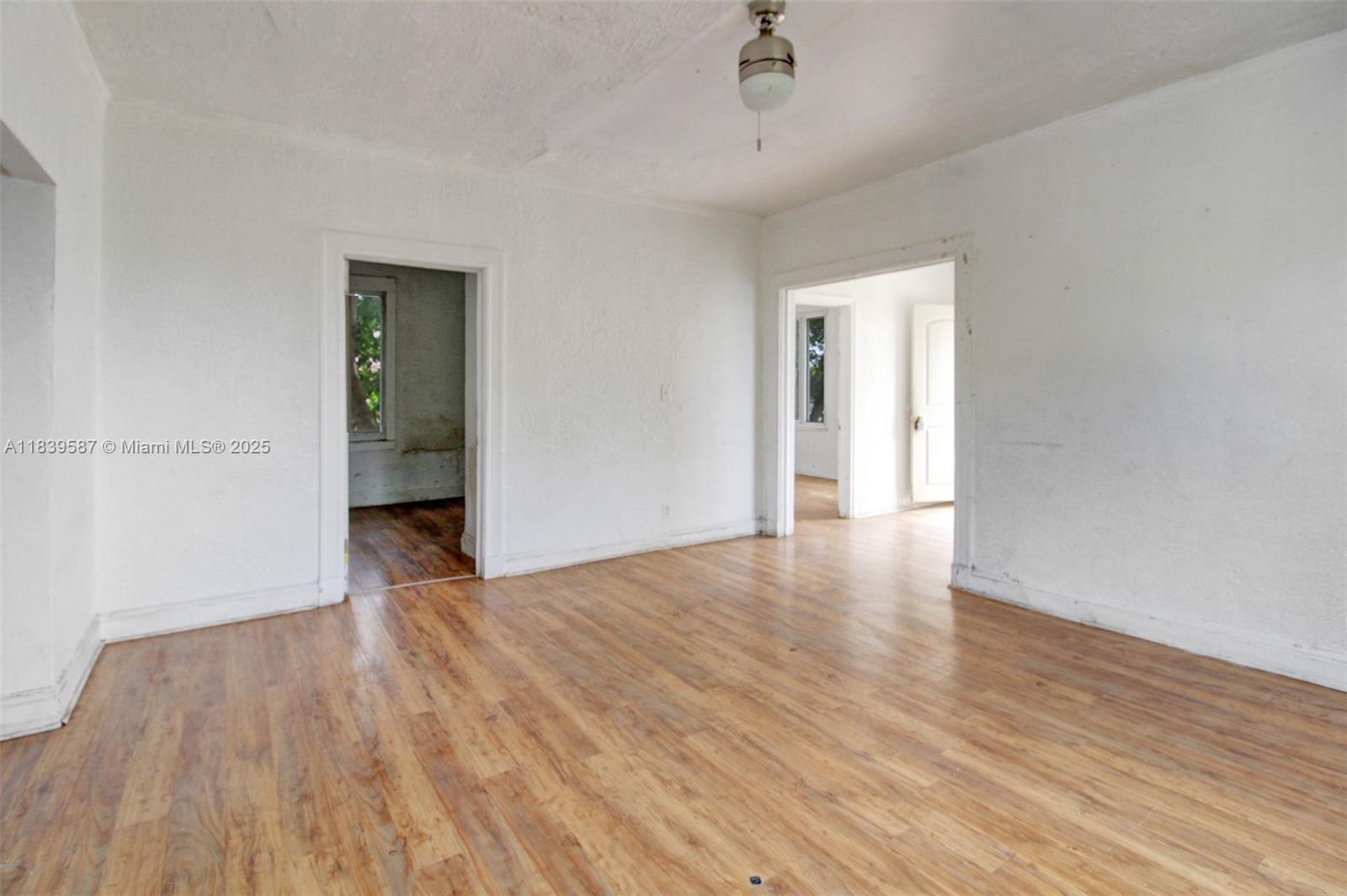 See details / 2148 sq. ft. $ 2025-07-13 0 Photo