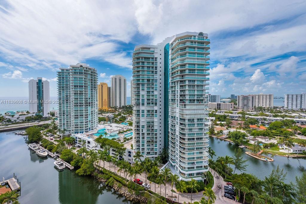 See details 4-1808 3 / 4 1892 sq. ft. $ 2025-07-13 0 Photo