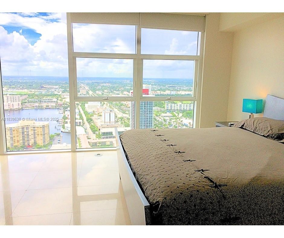 See details 4407 1 / 1 871 sq. ft. $ 2025-07-14 0 Photo