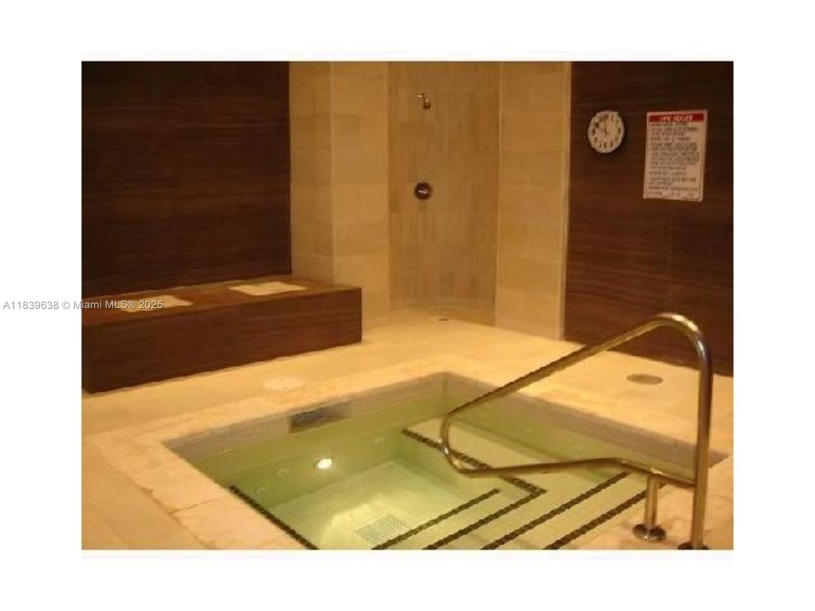 See details 4407 1 / 1 871 sq. ft. $ 2025-07-14 0 Photo