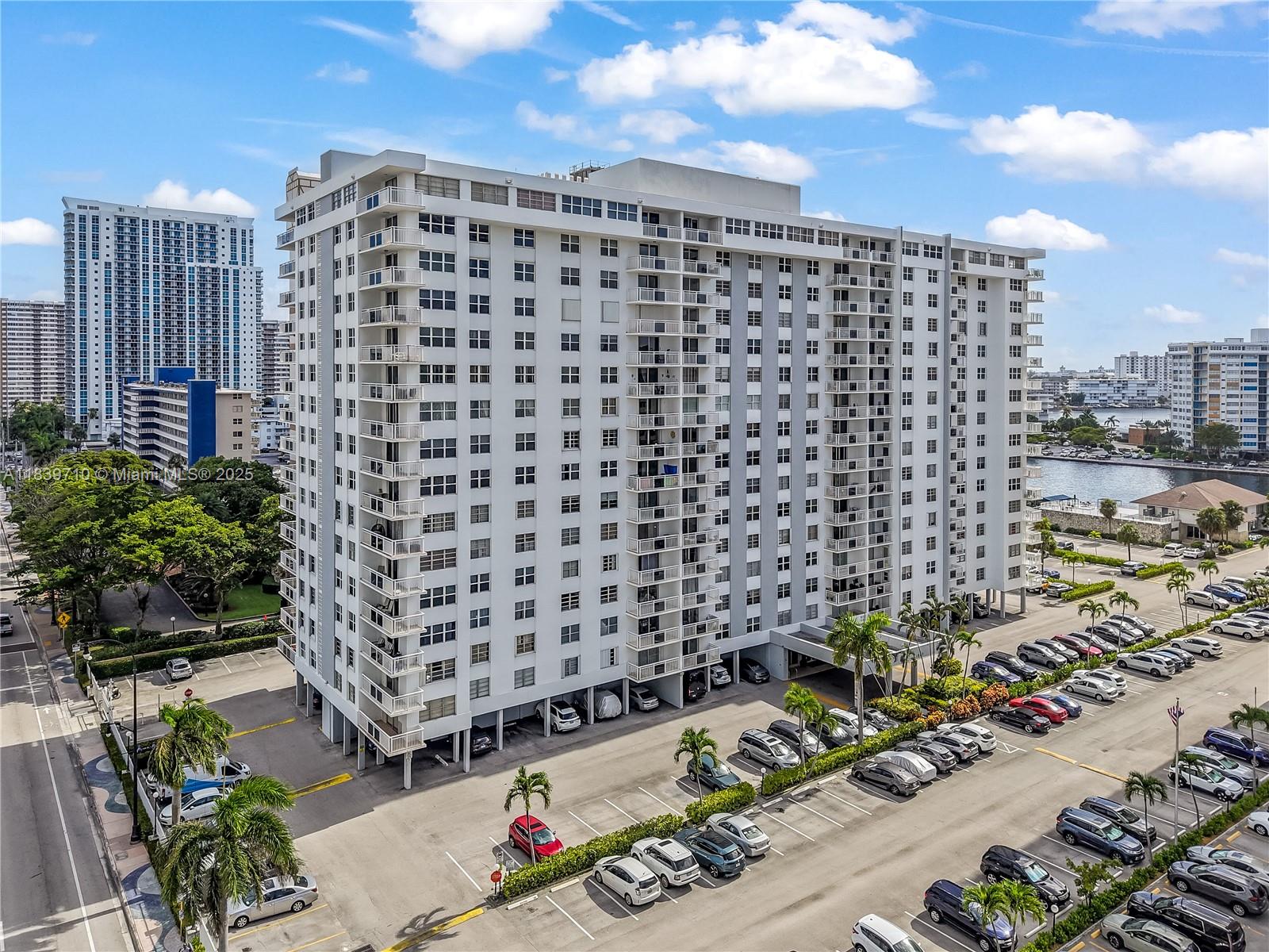Photo of 1849 Ocean Dr #507, Hallandale Beach, Florida, 33009 -