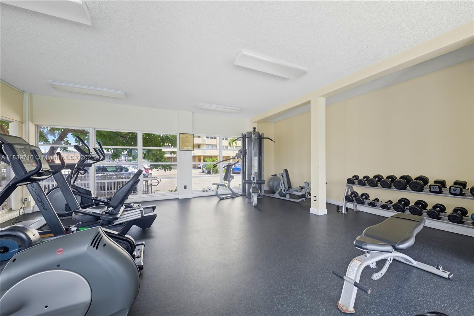 Photo of 1849 Ocean Dr  #507, Hallandale Beach, Florida, 33009 - 