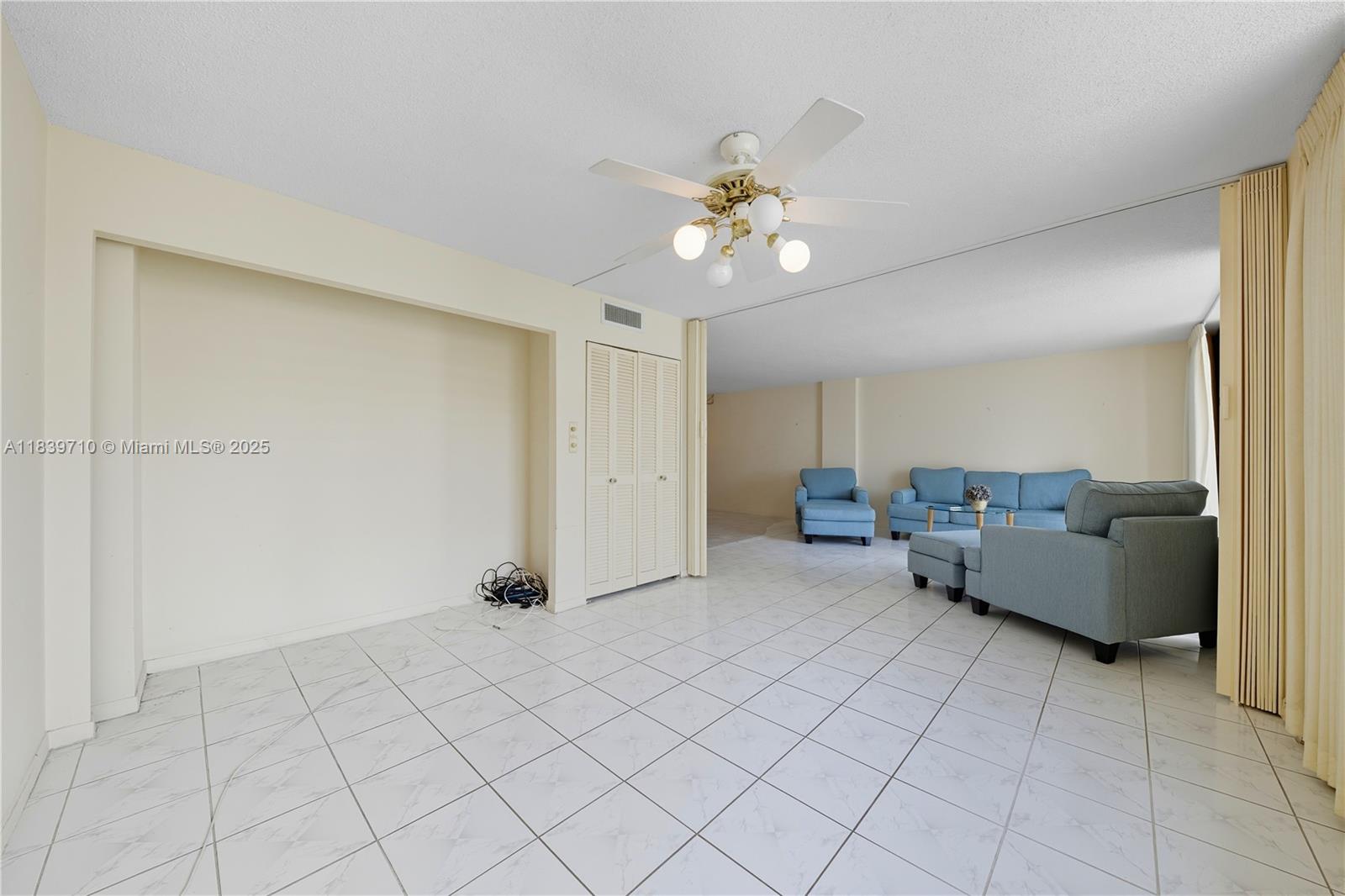 Photo of 1849 Ocean Dr  #507, Hallandale Beach, Florida, 33009 - 