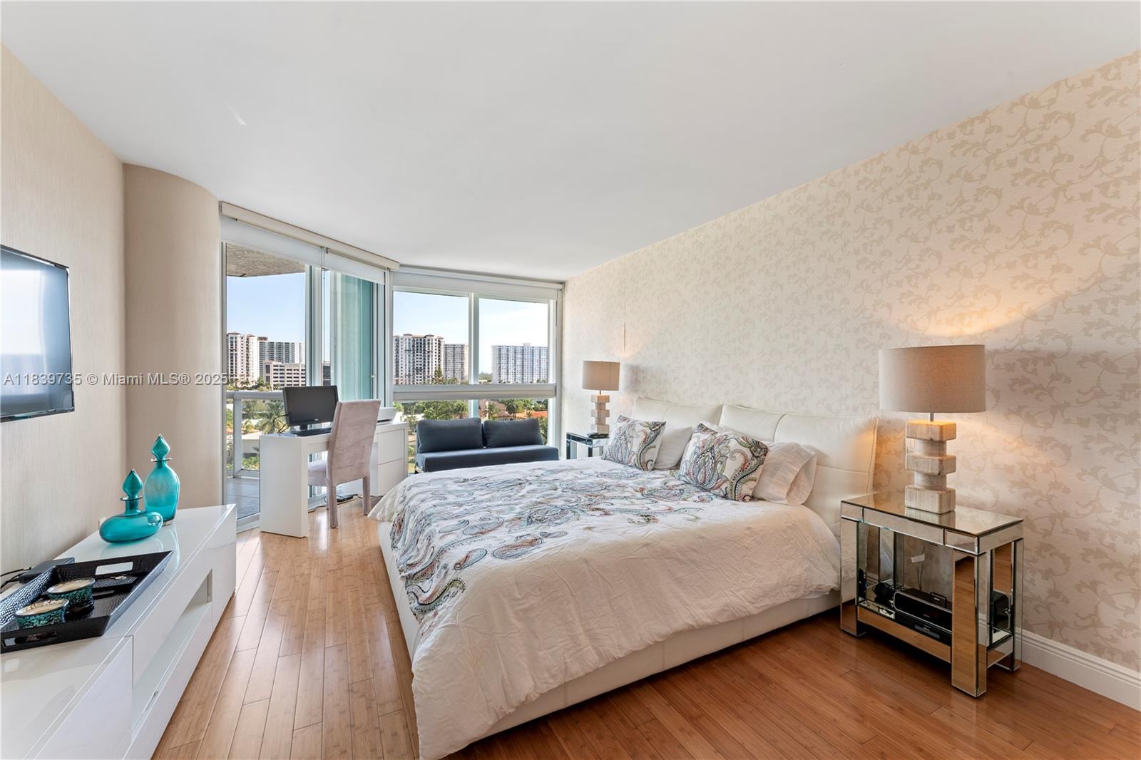 Photo of 16500 Collins Ave  #653, Sunny Isles Beach, Florida, 33160 - 
