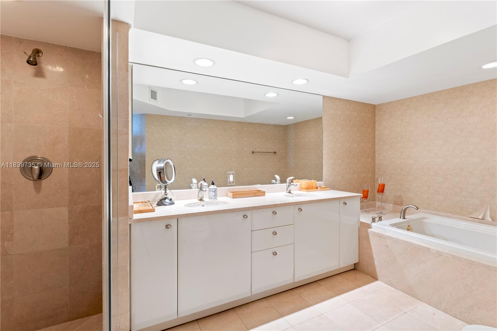 Photo of 16500 Collins Ave  #653, Sunny Isles Beach, Florida, 33160 - 