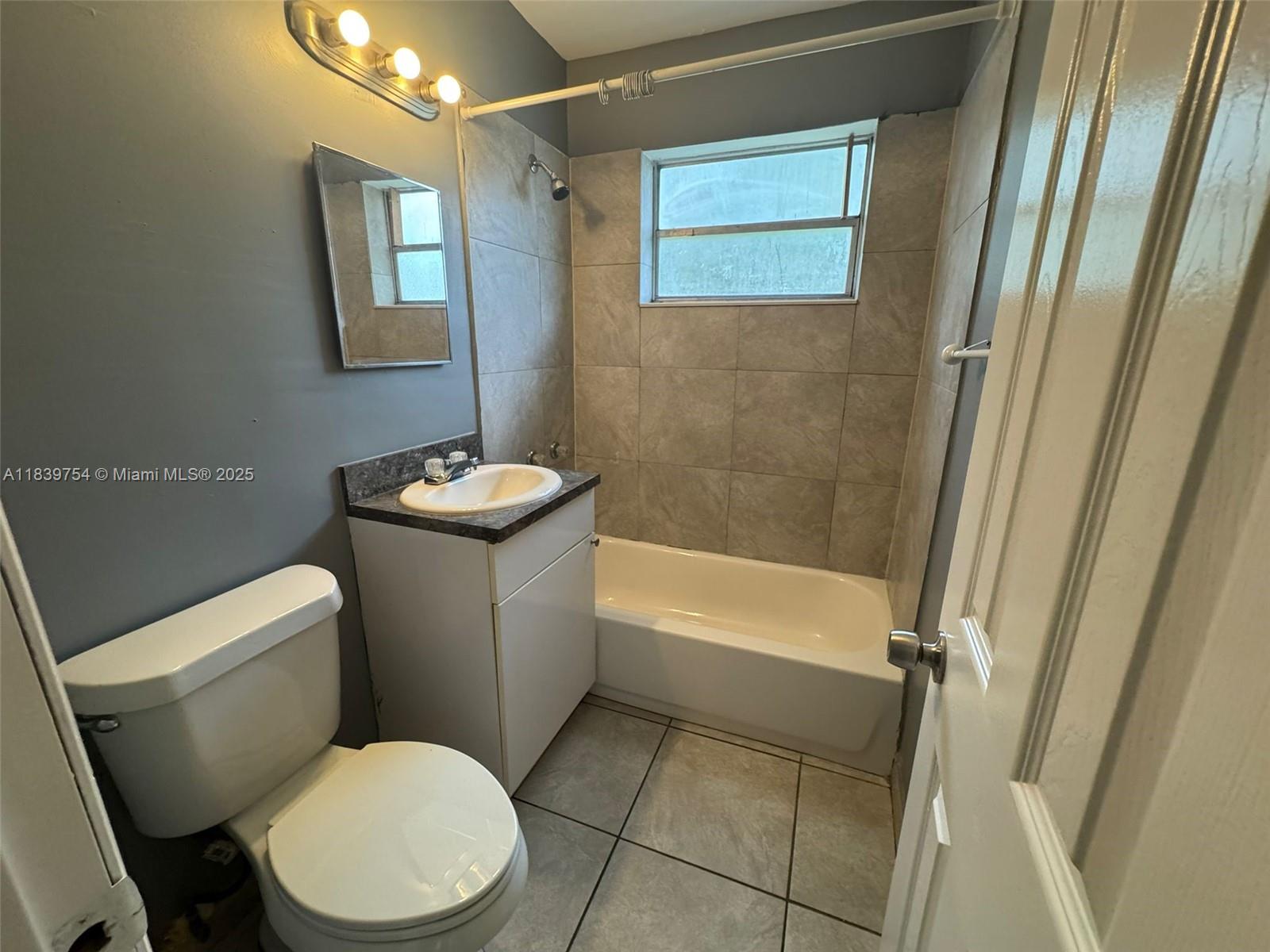 See details / sq. ft. $ 2025-07-14 0 Photo