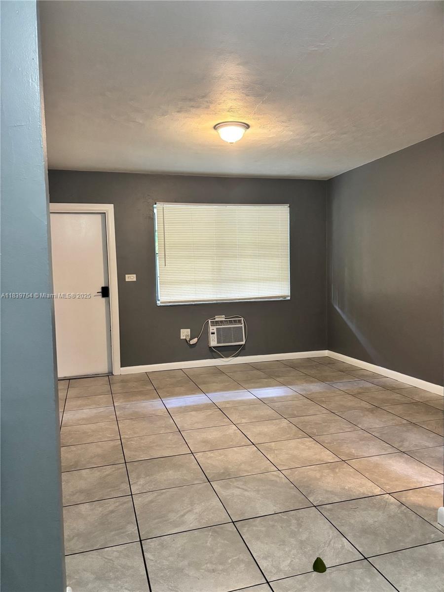 See details / sq. ft. $ 2025-07-14 0 Photo