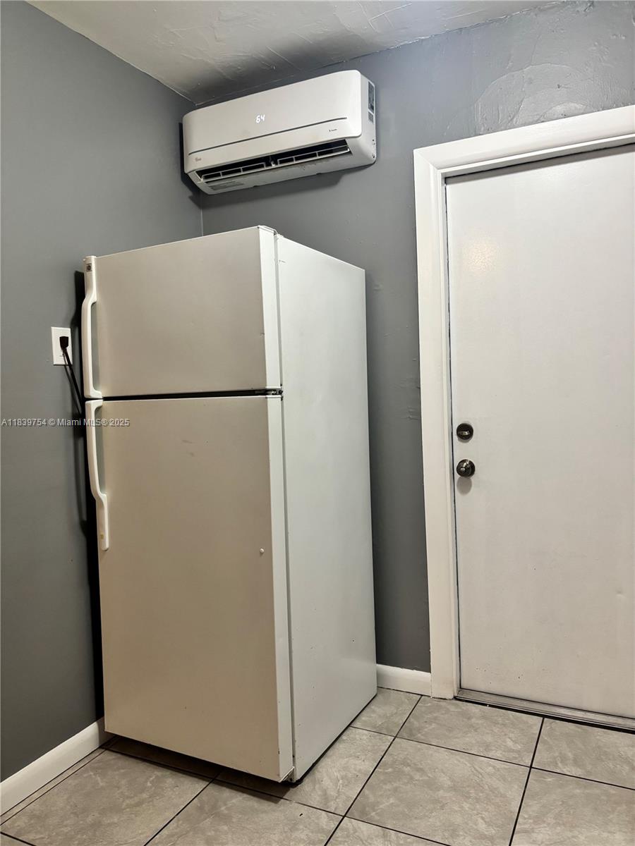 See details / sq. ft. $ 2025-07-14 0 Photo