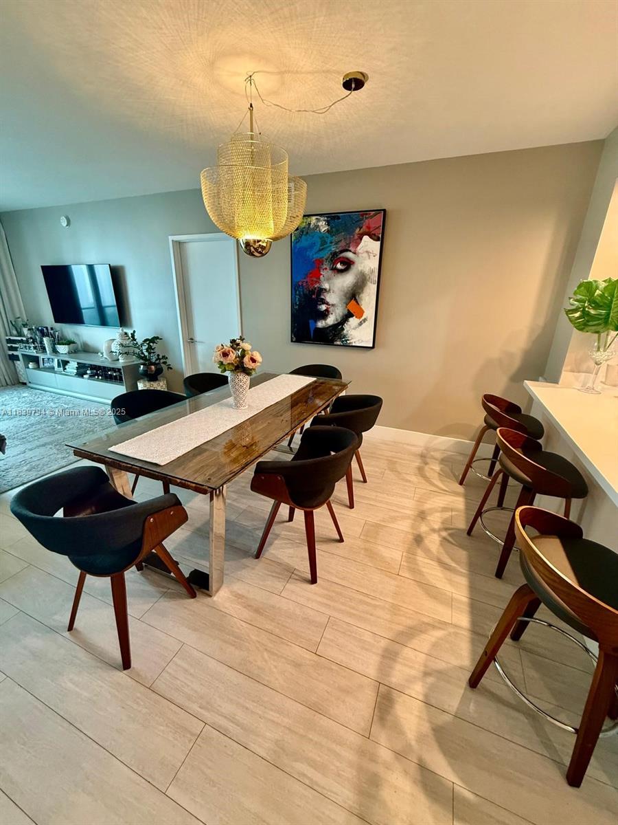 See details 4-1806 2 / 3 1524 sq. ft. $ 2025-07-14 0 Photo