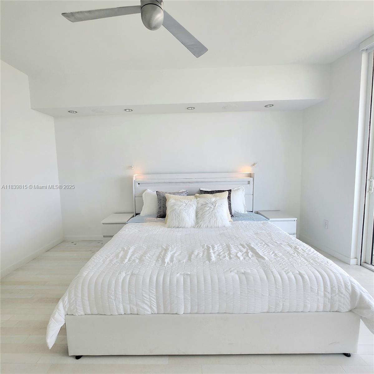 Photo of 450 Alton Rd  #1606, Miami Beach, Florida, 33139 - 