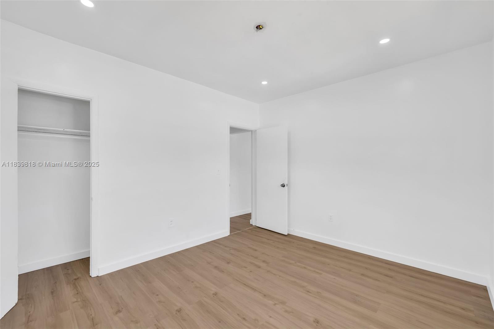 See details / 1780 sq. ft. $ 2025-07-14 0 Photo