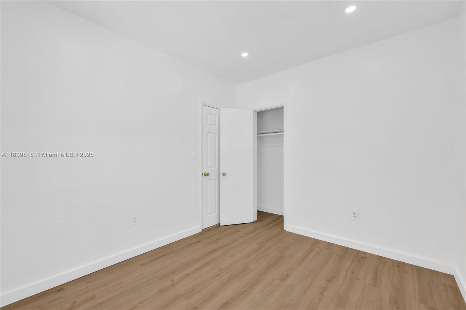 See details / 1780 sq. ft. $ 2025-07-14 0 Photo