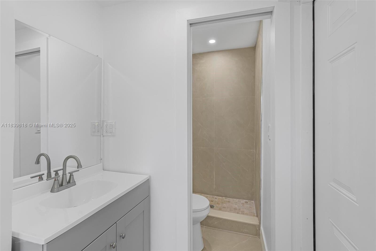 See details / 1780 sq. ft. $ 2025-07-14 0 Photo