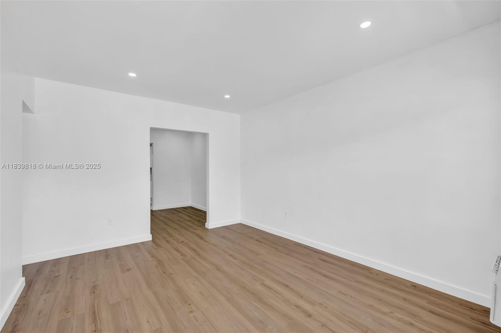 See details / 1780 sq. ft. $ 2025-07-14 0 Photo