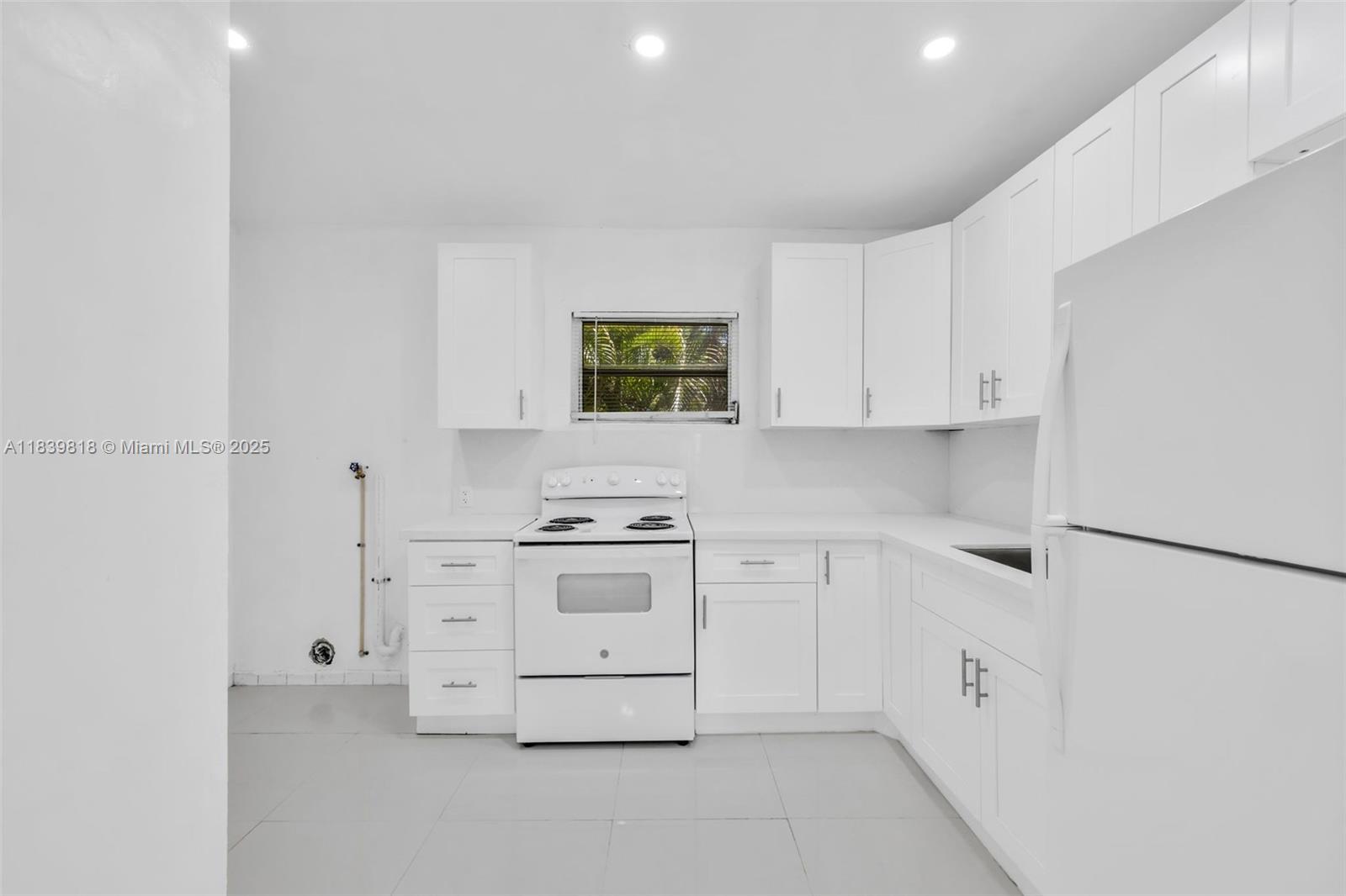 See details / 1780 sq. ft. $ 2025-07-14 0 Photo