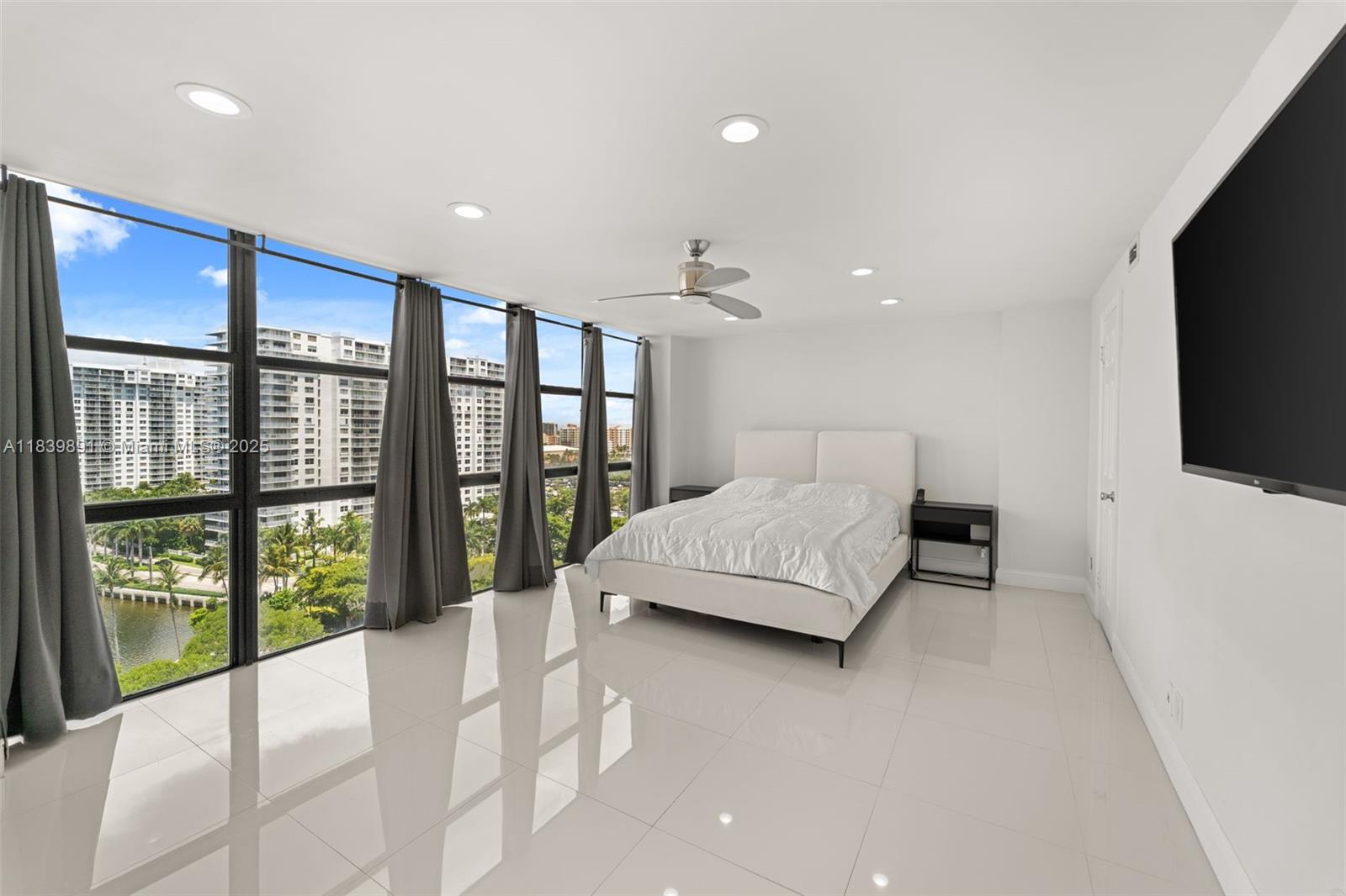 Photo of 18181 31st Ct  #1401, Aventura, Florida, 33160 - 