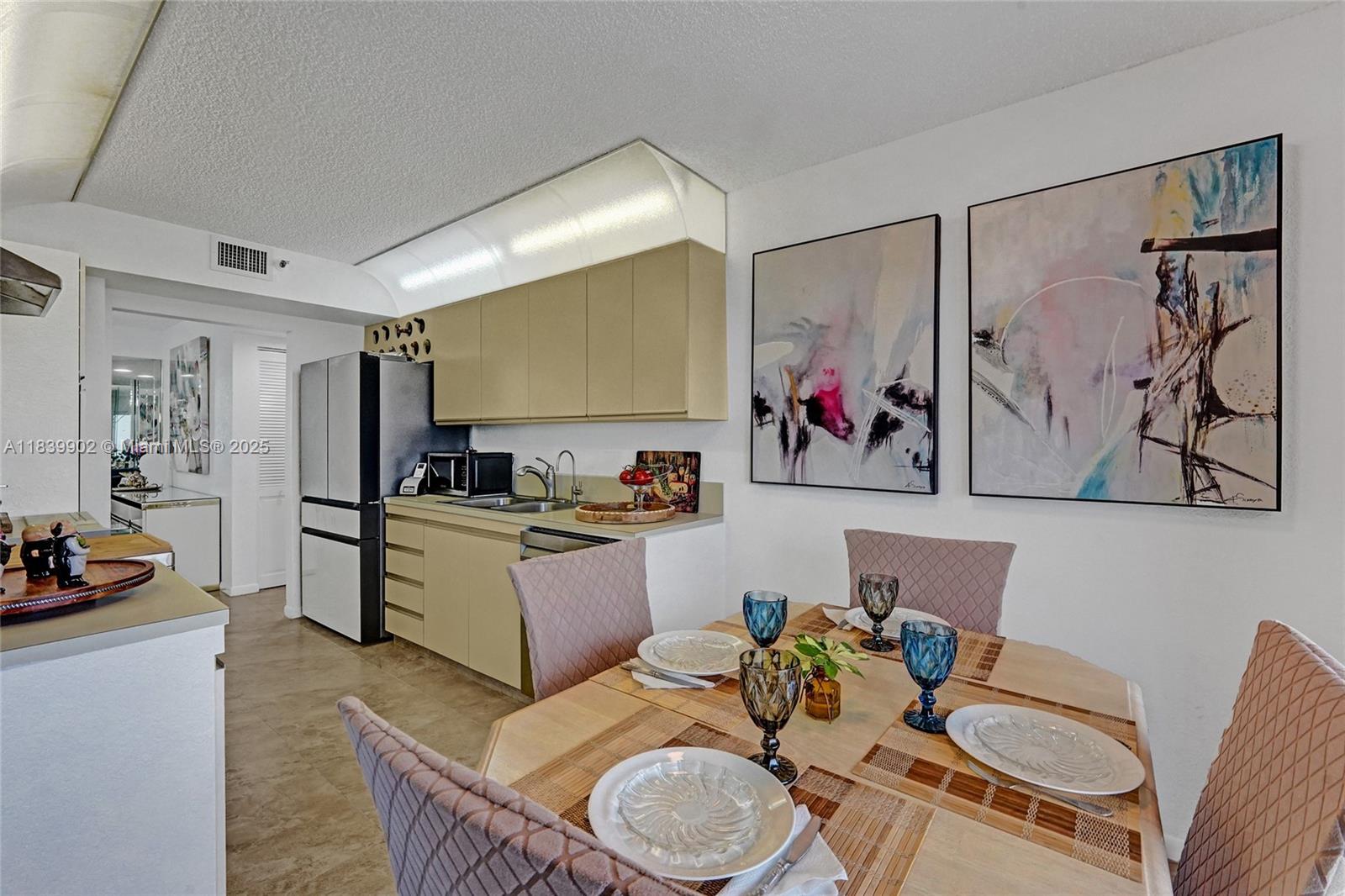 Photo of 1201 Ocean Dr  #904N, Hollywood, Florida, 33019 - 