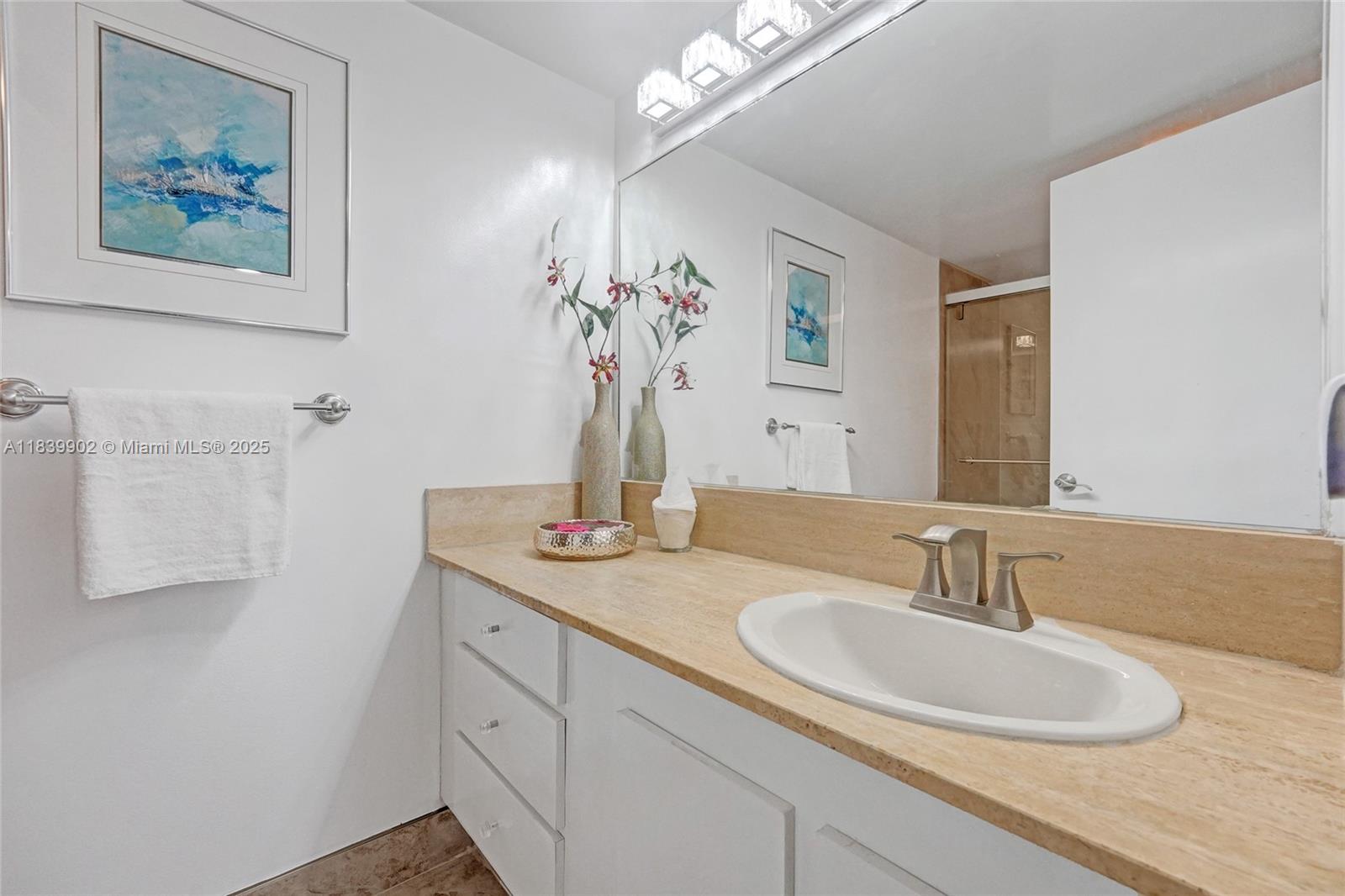 Photo of 1201 Ocean Dr  #904N, Hollywood, Florida, 33019 - 