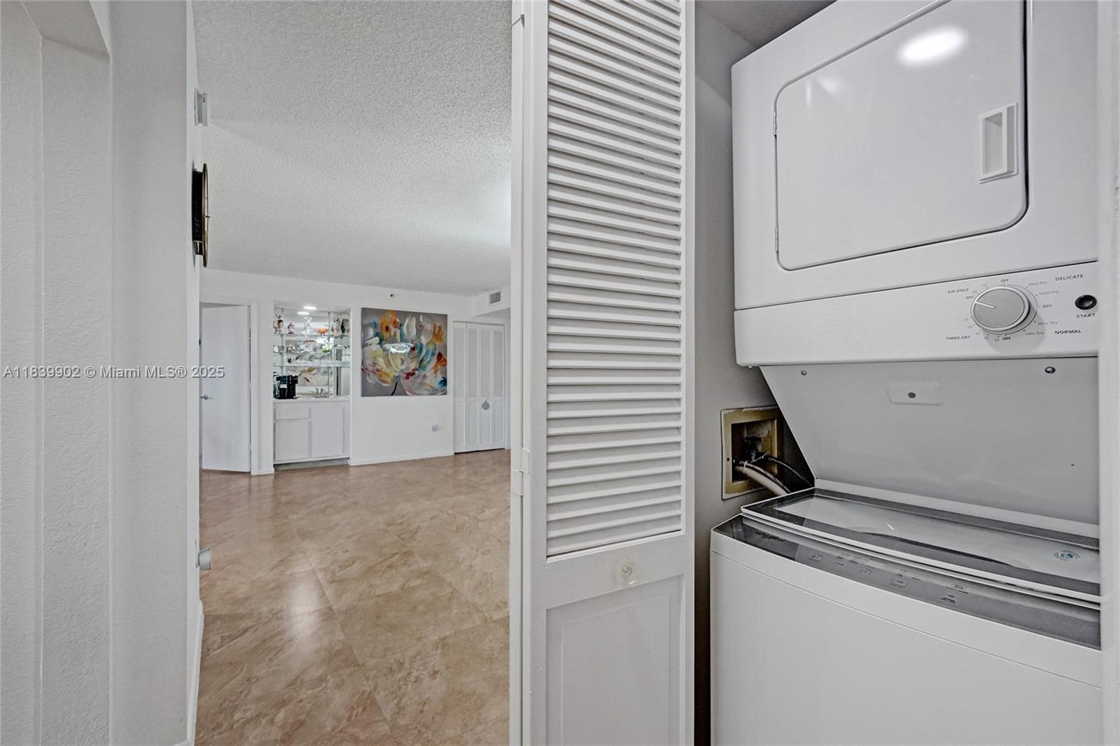 Photo of 1201 Ocean Dr  #904N, Hollywood, Florida, 33019 - 