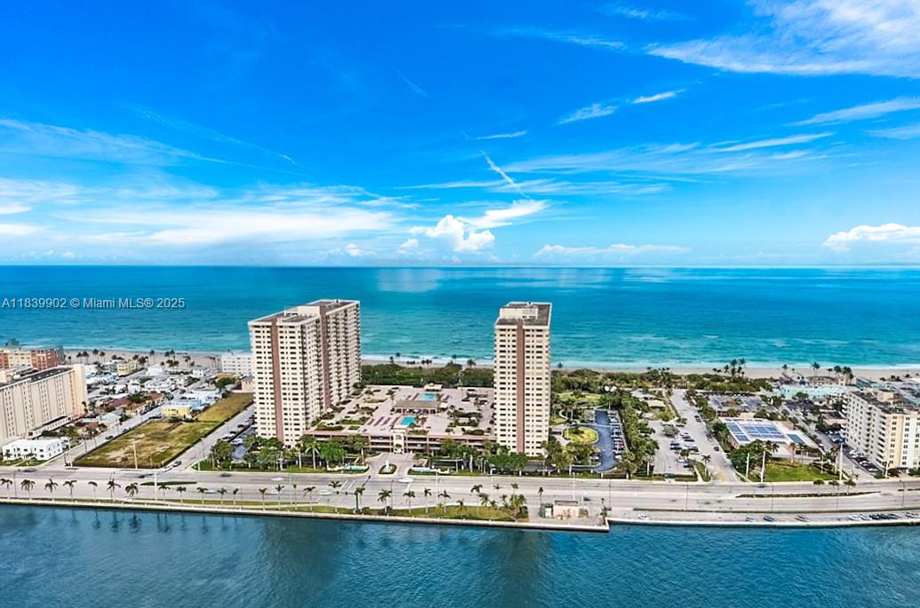 Photo of 1201 Ocean Dr  #904N, Hollywood, Florida, 33019 - 