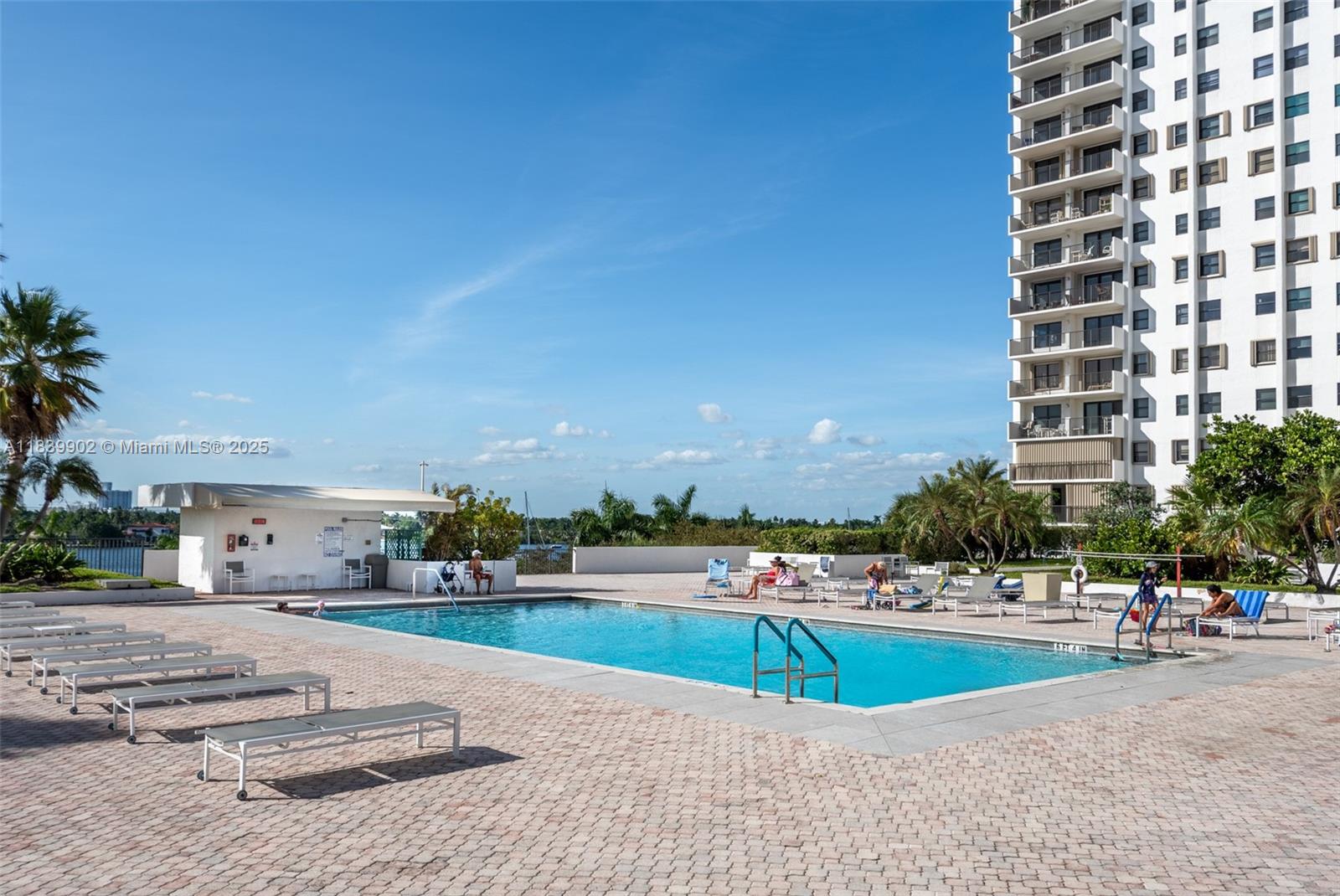 Photo of 1201 Ocean Dr  #904N, Hollywood, Florida, 33019 - 