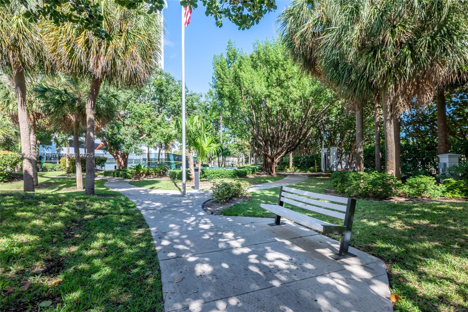 Photo of 1201 Ocean Dr  #904N, Hollywood, Florida, 33019 - 