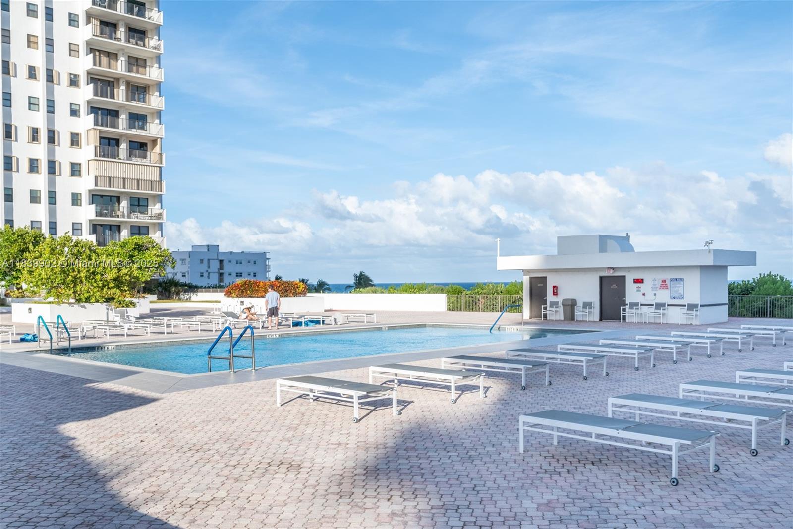 Photo of 1201 Ocean Dr  #904N, Hollywood, Florida, 33019 - 