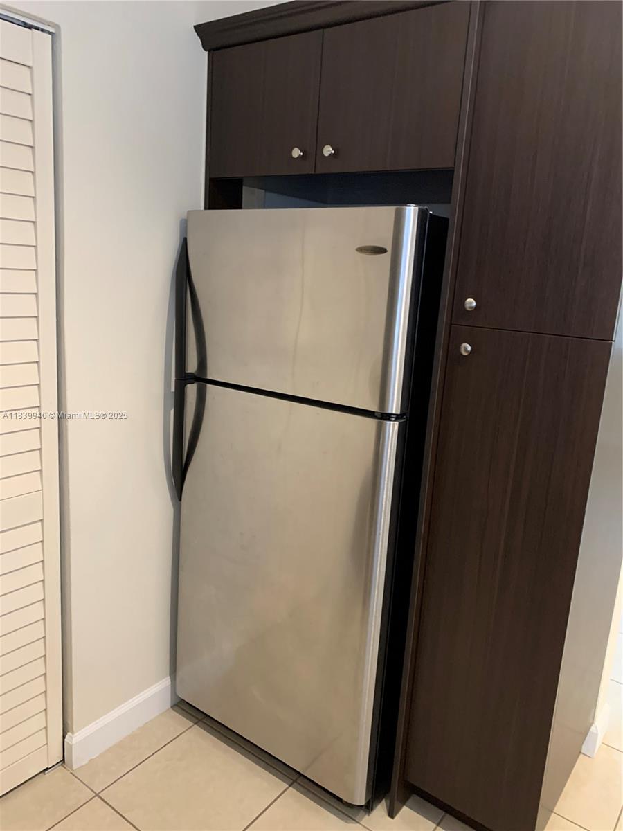 See details / 2054 sq. ft. $ 2025-07-14 0 Photo