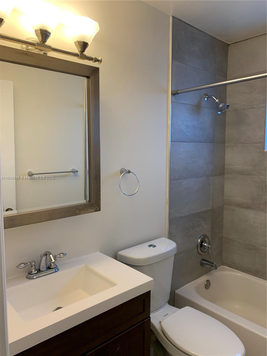 See details / 2054 sq. ft. $ 2025-07-14 0 Photo