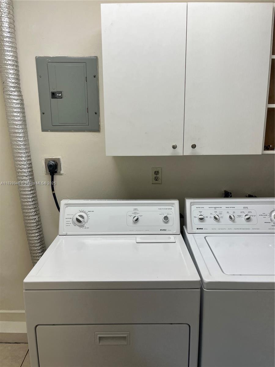 See details / 2054 sq. ft. $ 2025-07-14 0 Photo
