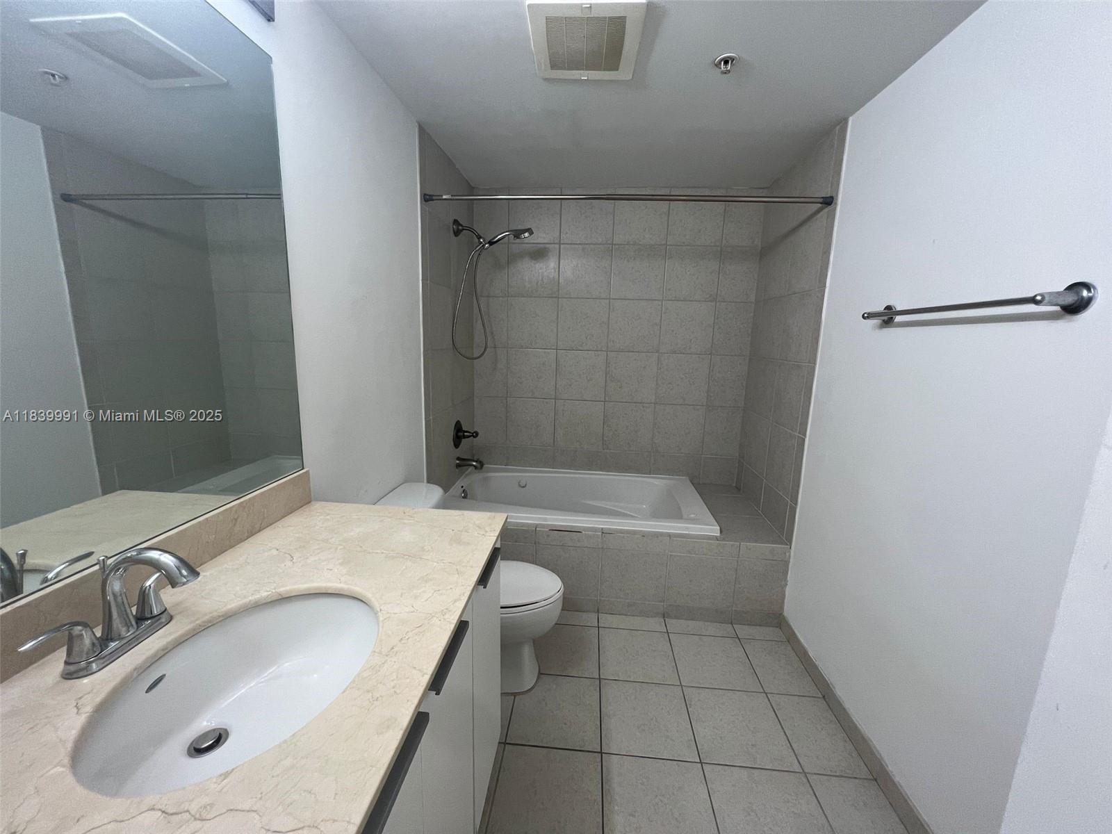 Photo of 140 Dixie Hwy  #708, Hollywood, Florida, 33020 - 