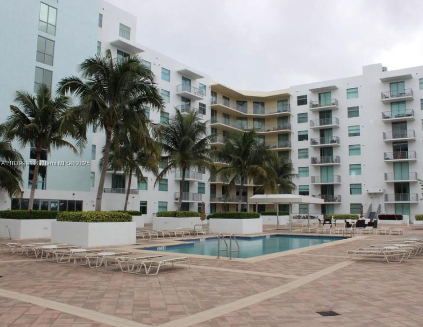 Photo of 140 Dixie Hwy  #708, Hollywood, Florida, 33020 - 