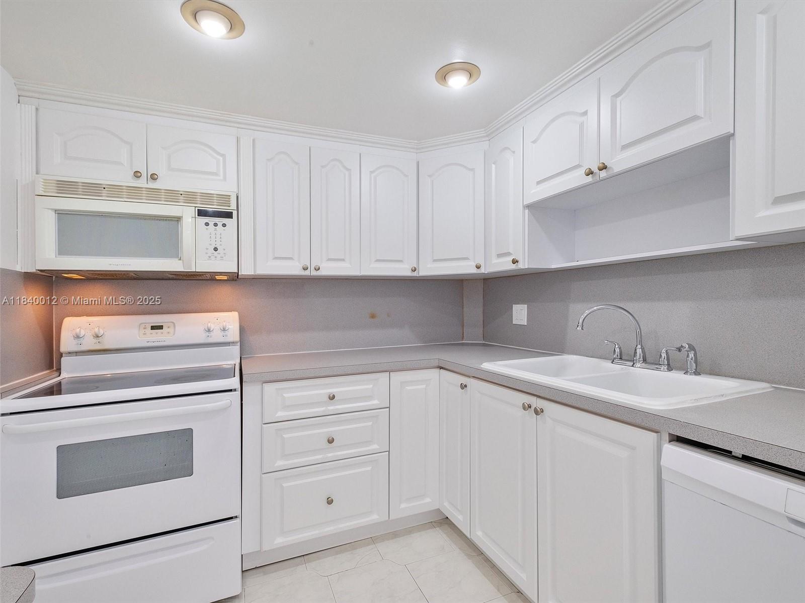 Photo of 400 Kings Point Dr #523, Sunny Isles Beach, Florida, 33160 -