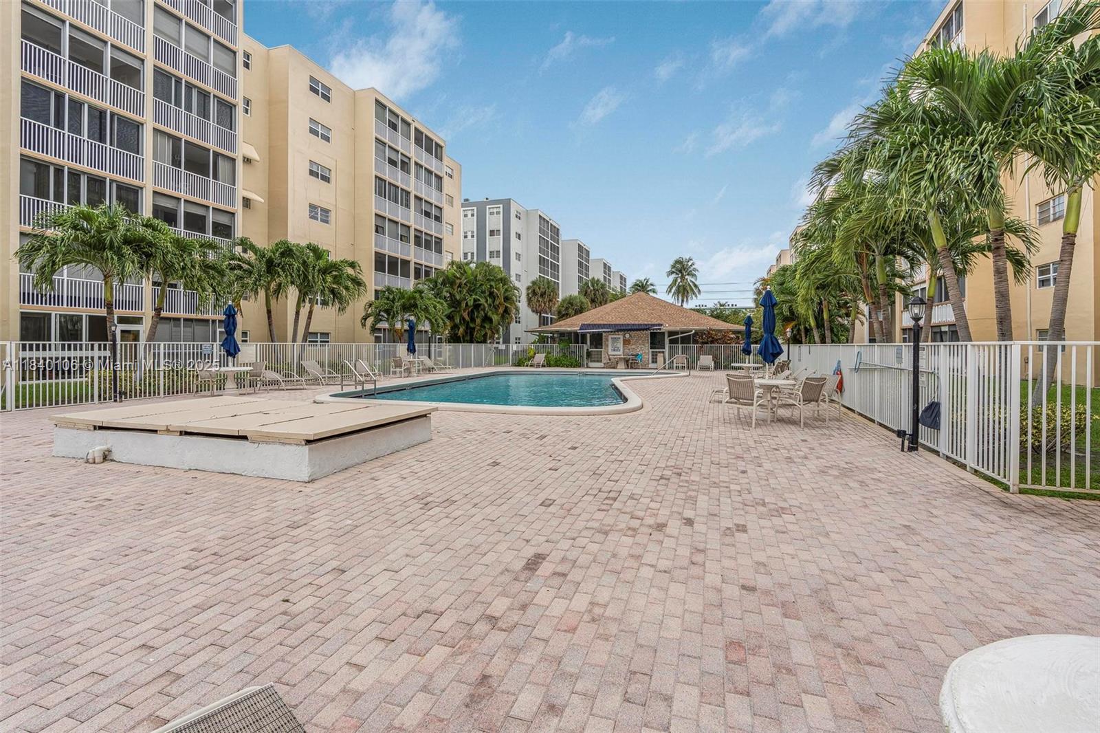 Photo of 609 14th Ave  #603, Hallandale Beach, Florida, 33009 - 
